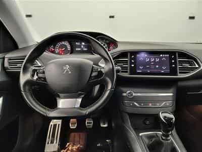 Peugeot 308 1.2 PureTech Allure NAVI/FULL LED/JA/PDC AV AR (2020) - Photo 9