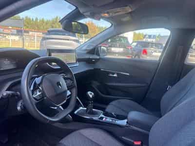Peugeot 208 1.2 100 ALLURE (2025) - Photo 8