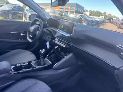 Peugeot 208 1.2 100 ALLURE (2025) - Photo 13