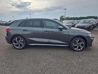 Audi A3 1.5 TFSI 150 HYBRIDE S LINE S TRONIC 7 (2026) - Photo 4