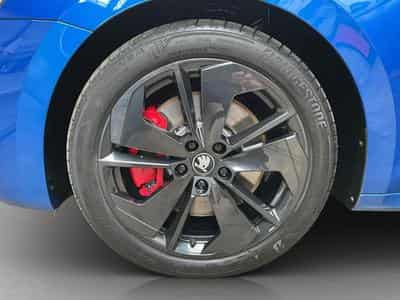 Skoda Octavia RS+DSG+Led+Navi+P.Simply&Clever+DAB+ (2025) - Foto 8