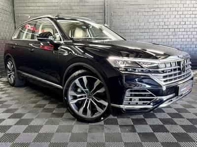 VW Touareg 3.0 TSi V6 PHEV 4MOTION 381 CV (2022) - Photo 3