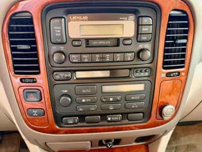 Toyota Land Cruiser LX470 vip (2003) - Photo 6