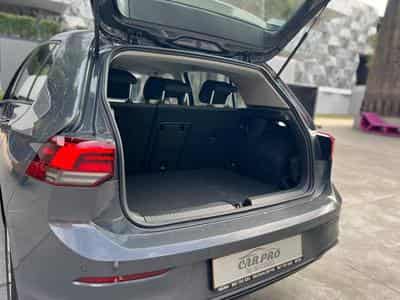 VW Golf VIII Automatique / Diesel / (2020) - Photo 8
