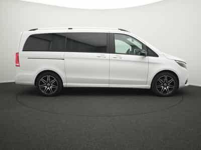Mercedes V d lang (2023) - Photo 5