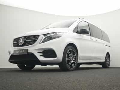 Mercedes V d lang (2023) - Photo 8
