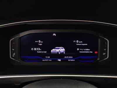 VW Tiguan 1.5 TSI R-Line DSG NAVI / CARPLAY / JA 20' (2021) - Foto 10