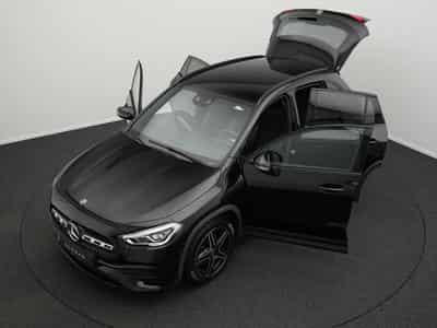 Mercedes GLA 180 AMG-Line LED+Kamera+Night+AHK+19" (2021) - Foto 14
