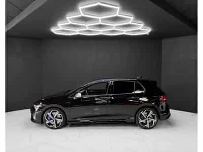 VW Golf R 2.0 TSI R DSG 4 Motion (2023) - Foto 2