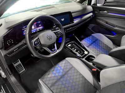 VW Golf R 2.0 TSI R DSG 4 Motion (2023) - Foto 9