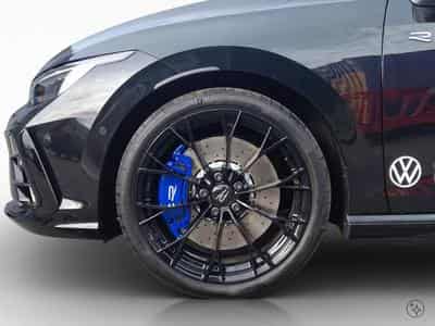 VW Golf R (2026) - Photo 8