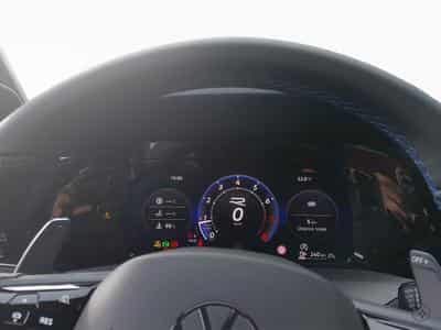 VW Golf R (2026) - Photo 13