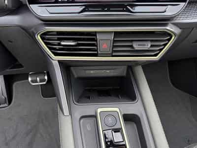 Cupra Leon SPORTSTOURER (2026) - Photo 12