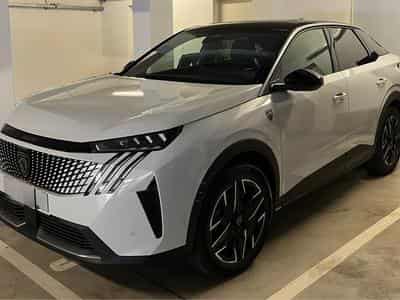 Peugeot 3008 GT First Edition Hybrid 145 e-DCS6 (2024) - Photo 1