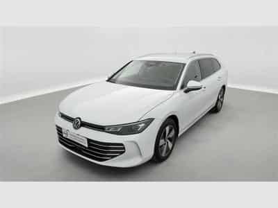 VW Passat 1.5 TSI 150Cv DSG Elegance NAVI / CAMERA / CARPLAY (2024) - Photo 1