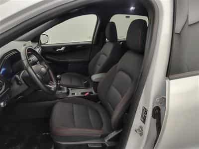 Ford Kuga 1.5 EcoBoost FWD ST-Line (2022) - Photo 7