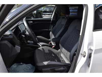 Audi A1 Sportback 30 TFSI S-Line S-Tronic Adrenalin Black Edition (2025) - Photo 6