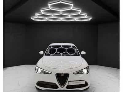 Alfa-Romeo Stelvio Q4 2.0 Turbo AWD (2018) - Foto 8