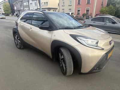 Toyota Aygo Aygo X 1.0 VVT-I CVT ENVY (2024) - Foto 3