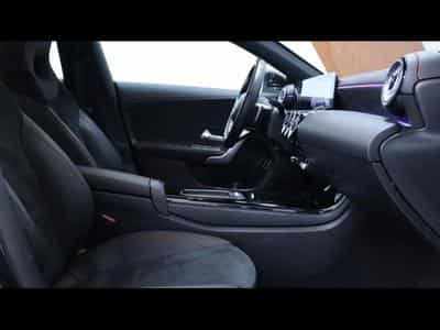 Mercedes CLA 200 d shooting brake AMG Line 8G DCT (2023) - Foto 12