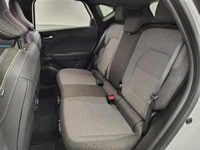 Renault Captur 1.0 TCe Techno CLIM/NAVI/CAMERA (2024) - Photo 13