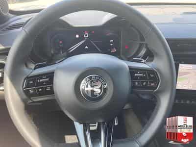 Alfa-Romeo JUNIOR 1.2 IBRIDA 145 SPECIALE E-DCT6 (2026) - Photo 15