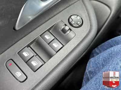 Opel MOKKA 1.2 TURBO HYBRID 136 EDITION E-DCT6 (2025) - Photo 15