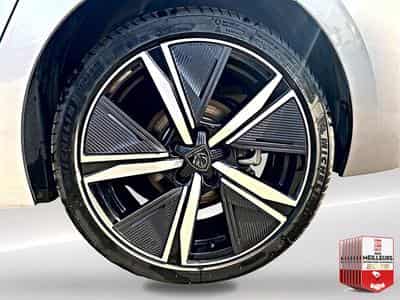 Peugeot 308 1.2 HYBRID 145 GT E-DCS6 (2025) - Photo 9