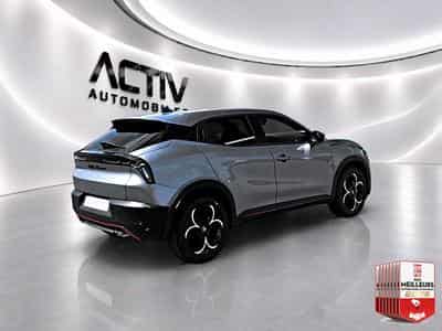 Alfa-Romeo JUNIOR 1.2 IBRIDA 145 SPECIALE E-DCT6 (2026) - Photo 7