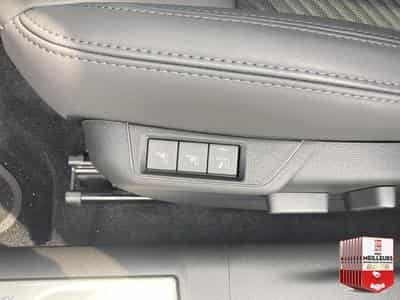 Alfa-Romeo JUNIOR 1.2 IBRIDA 145 SPECIALE E-DCT6 (2026) - Photo 15