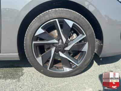 Peugeot 308 1.5 BLUEHDI 130 ALLURE EAT8 (2025) - Photo 15