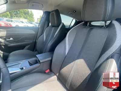Peugeot 308 1.5 BLUEHDI 130 ALLURE EAT8 (2025) - Photo 14
