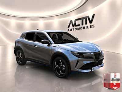 Alfa-Romeo JUNIOR 1.2 IBRIDA 145 SPECIALE E-DCT6 (2026) - Photo 3