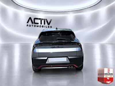 Alfa-Romeo JUNIOR 1.2 IBRIDA 145 SPECIALE E-DCT6 (2026) - Photo 6