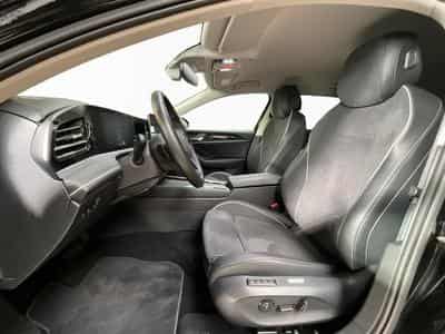 VW Passat Elegance+DSG+P.Acoustique+AHK+P.Technologie+Led+Navi (2025) - Foto 9