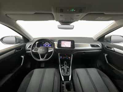 VW T-Roc Life+DSG+Led+Navi+P.Start+Keyless+Rear-View (2024) - Foto 2