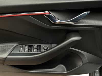 Skoda Kamiq Monte-Carlo+DSG+LED+NAVI+DAB (2025) - Foto 14