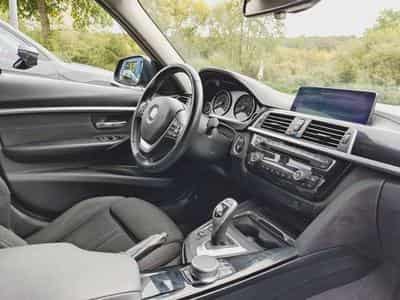 BMW 320 320D Sport Line (2019) - Photo 9