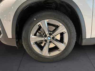 BMW X1 sDrive18i (2025) - Photo 1