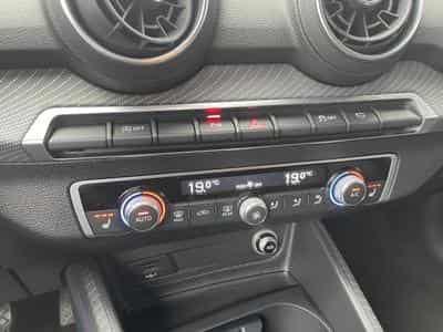 Audi Q2 S line 1.4 150ch/Camera/Sièges chauffants (2017) - Photo 10