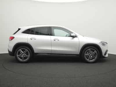 Mercedes GLA 250 4MATIC AMG-Line Multi+Pano+360°+Apple (2022) - Foto 5