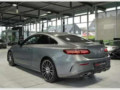 Mercedes E 220 d Coupé AMG Line 2H *20*Night*Digital*360 (2023) - Photo 9