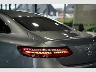Mercedes E 220 d Coupé AMG Line 2H *20*Night*Digital*360 (2023) - Photo 10