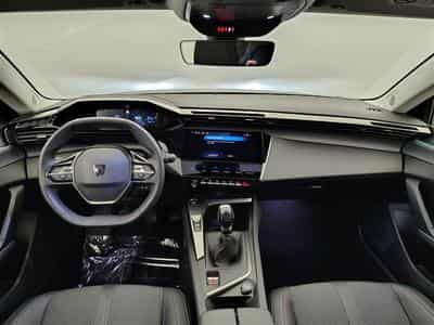 Peugeot 308 SW 1.2 Allure Pack S-CUIR/NAVI/LED/JA17/PDC AV AR (2022) - Foto 8
