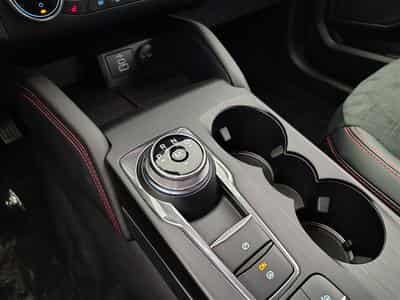 Ford Kuga 2.0 TDCi 120cv PowerShift ST-Line NAVI / FULL LED / CAMERA (2023) - Foto 12