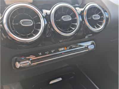 Mercedes GLA 200 163CV 7G-TRONIC * GARANTIE CONSTRUCTEUR * (2023) - Photo 7