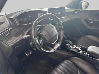 Peugeot 2008 II GT (2021) - Photo 11