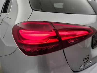 Mercedes A 180 Pack AMG Navi / Led / PDC av+ar / Pano (2025) - Foto 15