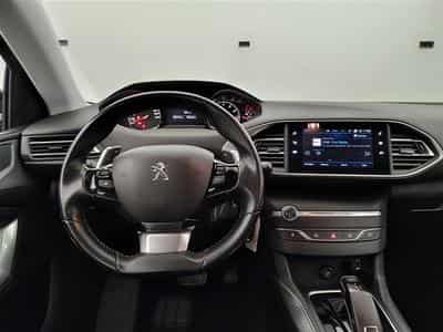 Peugeot 308 1.2 PureTech Active Pack AUTO/NAVI/JA/PDC (2021) - Photo 9