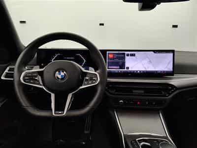 BMW 320 Touring 320iAS Pack M NAVI / FULL LED / PANO / CAMERA 360" (2025) - Photo 9